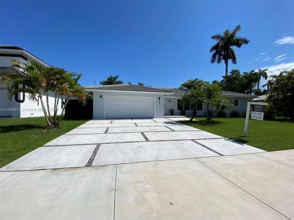 Hollywood Lakes, 827 Hollywood Blvd, Hollywood, Florida 33019, image 3