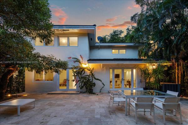 Coral Gables Country Club, 647 Velarde Ave, Coral Gables, Florida 33134, image 3