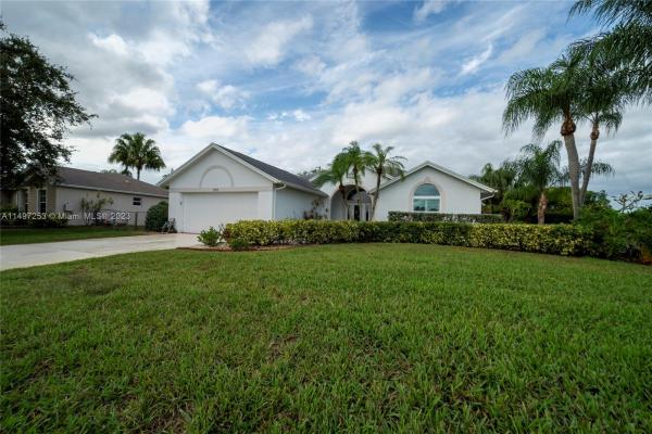 Floresta Pointe, 599 SE Wallace Ter, Port St. Lucie, Florida 34983, image 3