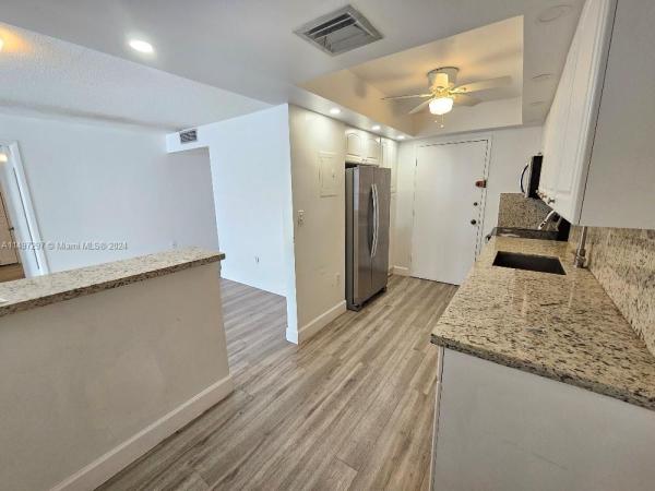 Del Prado, 18051 Biscayne Blvd #802-1, Aventura, Florida 33160, image 2