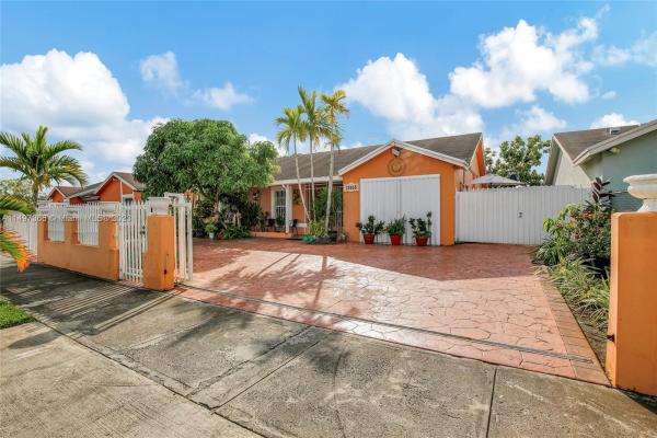 Oak Park, 12616 SW 211th St, Goulds, Florida 33177, image 1