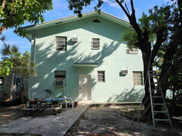 Trail Park, 972 SW 44th Ave, Coral Gables, Florida 33134, image 3