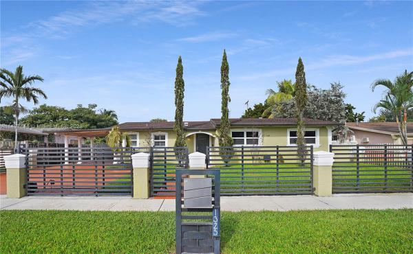 Norwood, 1325 NW 196th Ter, Miami Gardens, Florida 33169, image 2