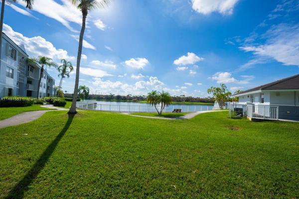 Le Club At Old Cutler, 8580 SW 212th St #306, Cutler Bay, Florida 33189, image 2