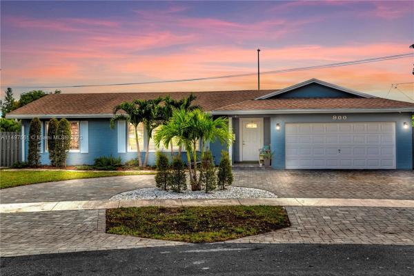 Plantation Park Lakesites, 900 SW 52nd Ave, Plantation, Florida 33317, image 1