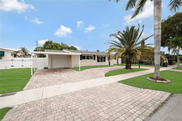 Palm Springs Lakes, 1739 W 79th St, Hialeah, Florida 33014, image 2
