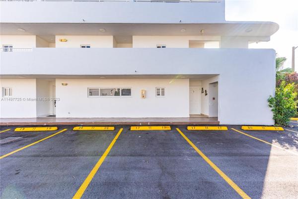 Savannah Apartments, 5611 W 25th Ct #20-A, Hialeah, Florida 33016, image 1