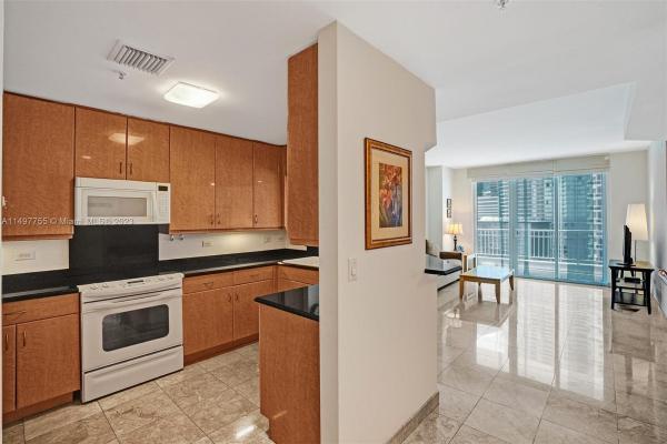 Courts Brickell Key, 801 Brickell Key Blvd #1804, Miami, Florida 33131, image 2