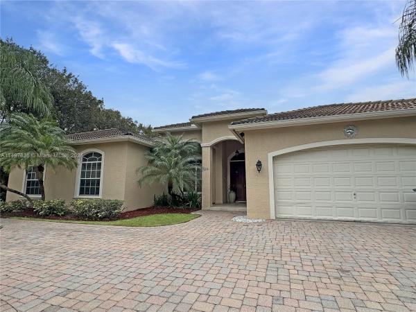 Groves At Old Cutler, 8230 SW 173rd Ter, Palmetto Bay, Florida 33157, image 2