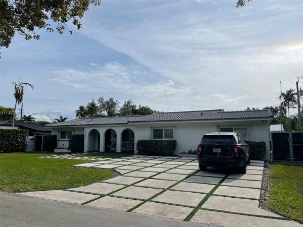 Camner Gables, 4280 SW 11th St, Coral Gables, Florida 33134, image 2