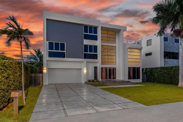 Golden Shores Ocean Boulevard Estates, 261 189th St, Sunny Isles Beach, Florida 33160, image 2