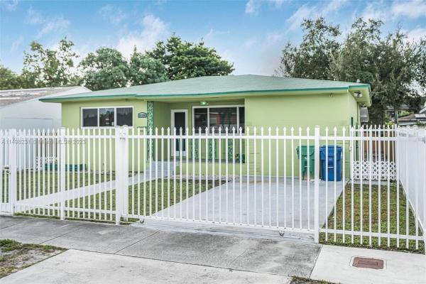Home Owners Paradise, Brownsville, Florida 33142, image 1