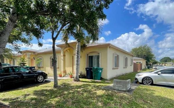 Waterside Townhomes, 13936 SW 281st Ter #., Leisure City, Florida 33033, image 1