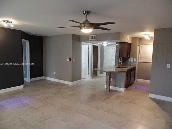 LakeView Club, 2810 N Oakland Forest Dr #112, Oakland Park, Florida 33309, image 1