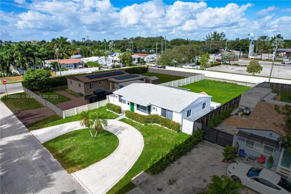 Hollywood Park, 2543 Sherman St, Hollywood, Florida 33020, image 2