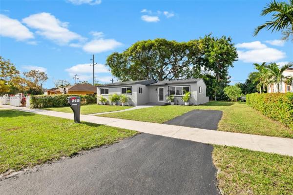 Stoneybrook Estates, 17910 NW 25 Ct #, Miami Gardens, Florida 33056, image 2