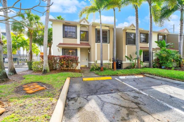City View Townhomes, 244 City View Dr, Fort Lauderdale, Florida 33311, image 3