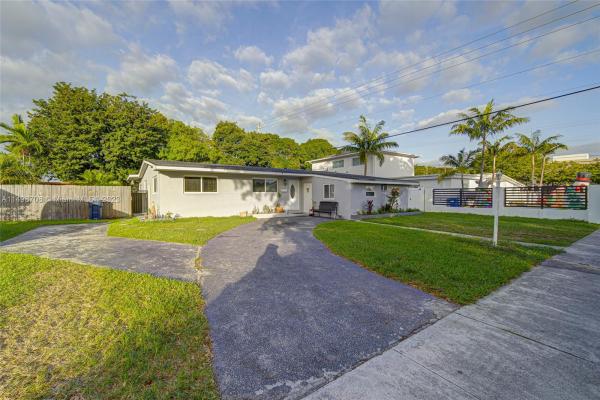 Coral Park Estates, 1610 SW 87th Ct, Westchester, Florida 33165, image 1
