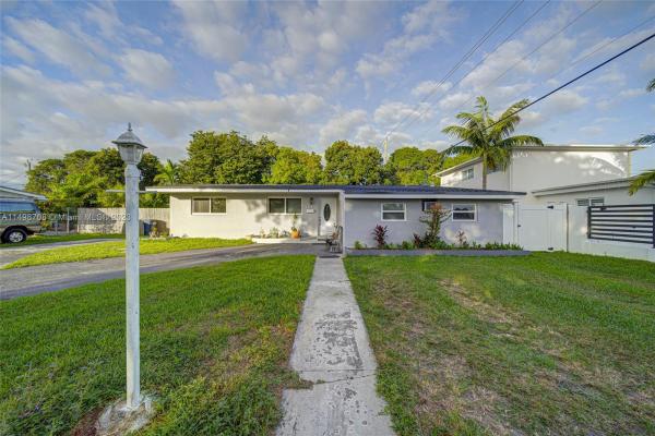 Coral Park Estates, 1610 SW 87th Ct, Westchester, Florida 33165, image 3