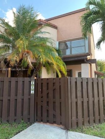 Indian Summer Village, 525 W Park Dr #103, Fountainebleau, Florida 33172, image 3