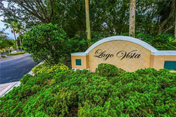 Lago Vista At Coconut Creek, 4774 Lago Vista Dr, Coconut Creek, Florida 33073, image 1