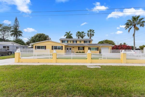 Scott Lake Manor, 17230 NW 14th Ave, Miami Gardens, Florida 33169, image 2