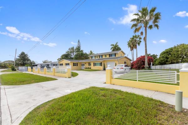 Scott Lake Manor, 17230 NW 14th Ave, Miami Gardens, Florida 33169, image 3
