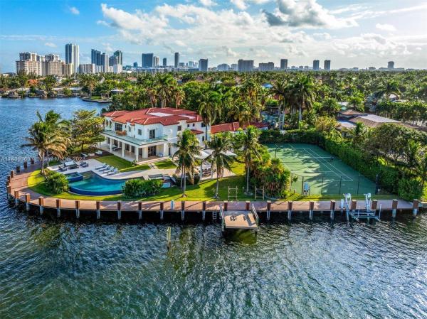 Hollywood Lakes, 914 S Southlake Dr, Hollywood, Florida 33019, image 2