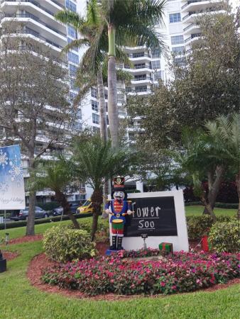 Mystic Pointe Tower 500, 3530 Mystic Pointe Dr #2009, Aventura, Florida 33180, image 1