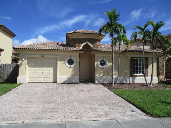 The Reserve At Isles Of Bayshore, 8809 SW 223rd Ter, Cutler Bay, Florida 33190, image 2