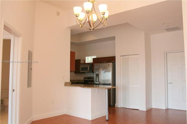 Downtown Dadeland, 7280 SW 90th St #704, Kendall, Florida 33156, image 3