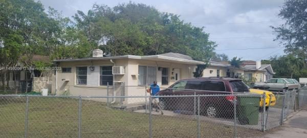 Hampshire Heath, 1205 NE 127th St, North Miami, Florida 33161, image 3