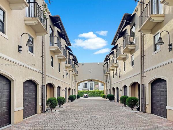 Ibiza Village, 7743 SW 99th St #6, Kendall, Florida 33156, image 2