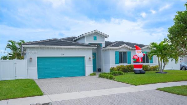 Tropical Villas, 205 NE 19th Ave, Homestead, Florida 33033, image 3