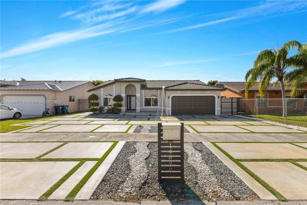 Luz Estela, 14830 SW 172nd St, Richmond West, Florida 33187, image 2