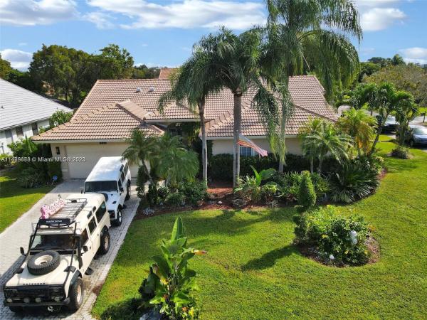 Hidden Lake, 4321 NW 63rd Ave, Coral Springs, Florida 33067, image 2