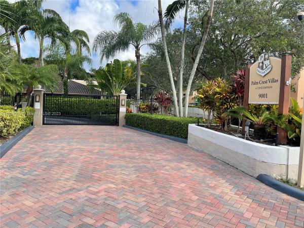 Palm Crest Villas, 9001 SW 94th St #201, Kendall, Florida 33176, image 2