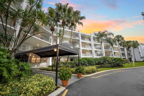 Fairways, 16091 Blatt Blvd #106, Weston, Florida 33326, image 1