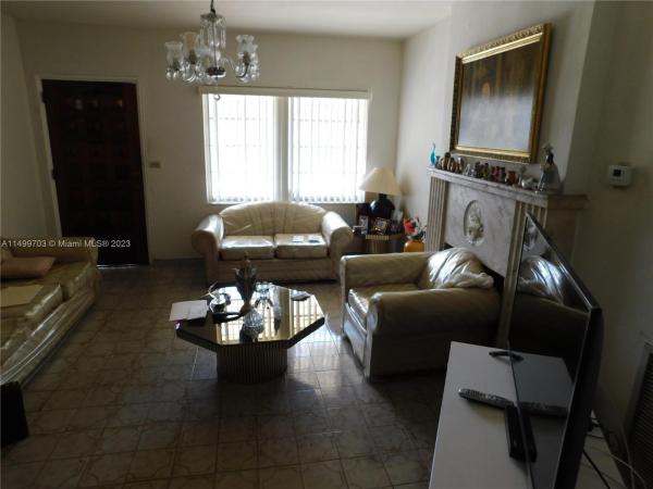 Fairmont Park, 2275 SW 7th St, Miami, Florida 33135, image 3