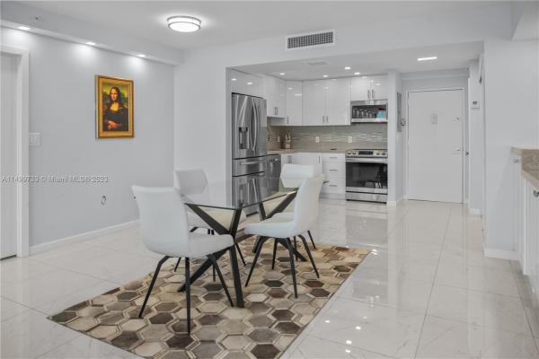 Waterview 2, 20515 E Country Club Dr #1849, Aventura, Florida 33180, image 2