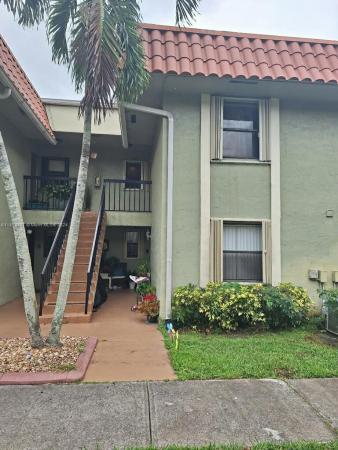 Banyan Tree, 9708 Hammocks Blvd #204-32, The Hammocks, Florida 33196, image 2
