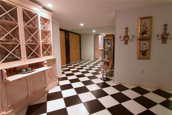 Towers Of Kendale Lakes, 13953 Kendale Lakes Cir #B205, Kendale Lakes, Florida 33183, image 3