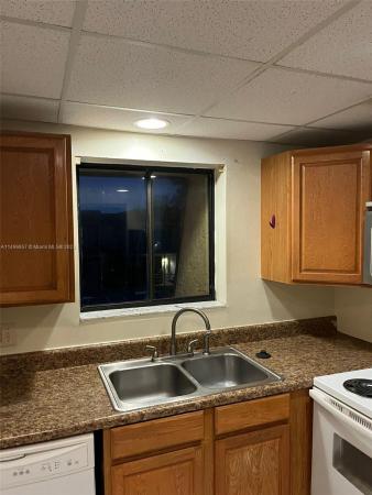 Townhouse Village, 1085 S Flagler Ave #619, Pompano Beach, Florida 33060, image 1