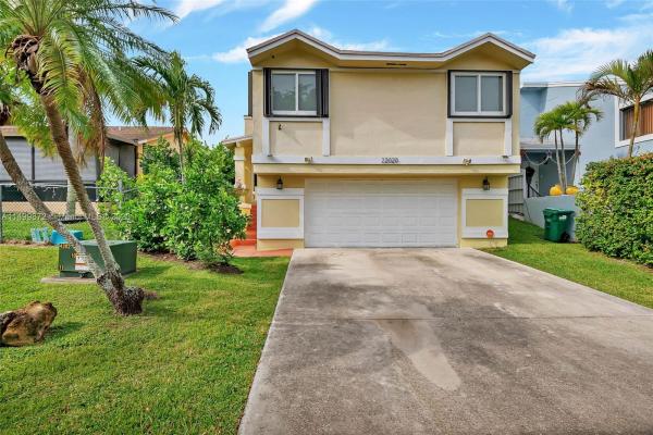 Montego Bay, 22020 SW 100th Pl, Cutler Bay, Florida 33190, image 3