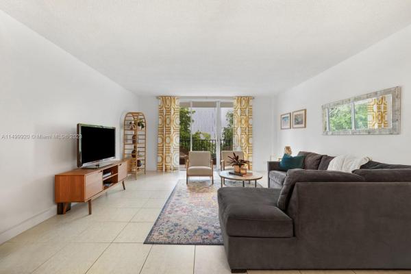 Longwood Towers, 1001 91st St #402, Bay Harbor Islands, Florida 33154, image 2