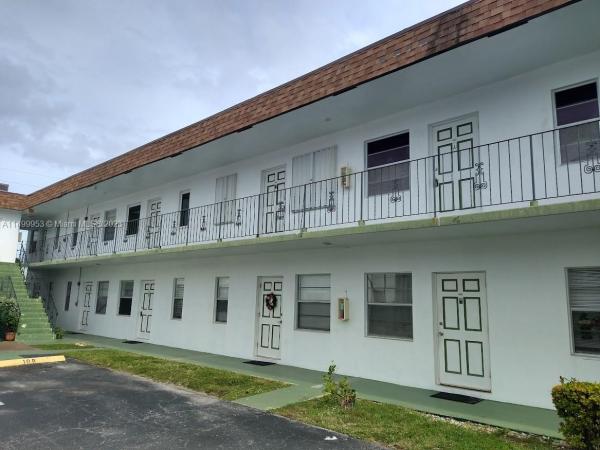 Cypress Gardens, 2219 Polk St #7B, Hollywood, Florida 33020, image 3