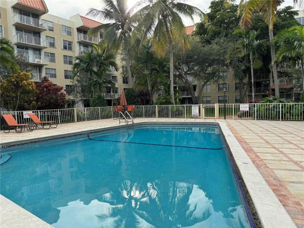 Village At The Falls, 13120 SW 92nd Ave #B-106, Kendall, Florida 33176, image 1