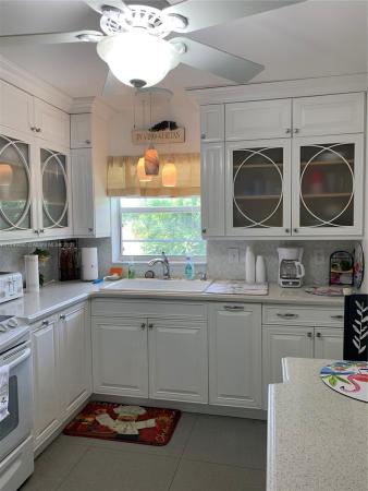 Colonial House, 1100 Atlantic Shores Blvd #405, Hallandale Beach, Florida 33009, image 2