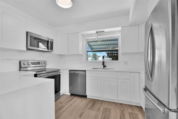 Hollywood Park, 2403 Coolidge St, Hollywood, Florida 33020, image 3