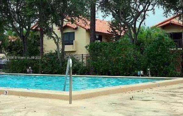 Dadeland Cove, 10293 SW 77th Ct, Kendall, Florida 33156, image 3